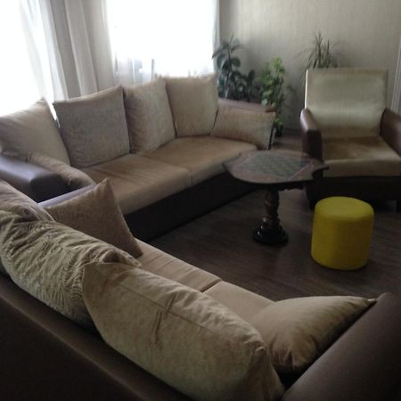Cheap And Chic Leilighet Batumi Eksteriør bilde